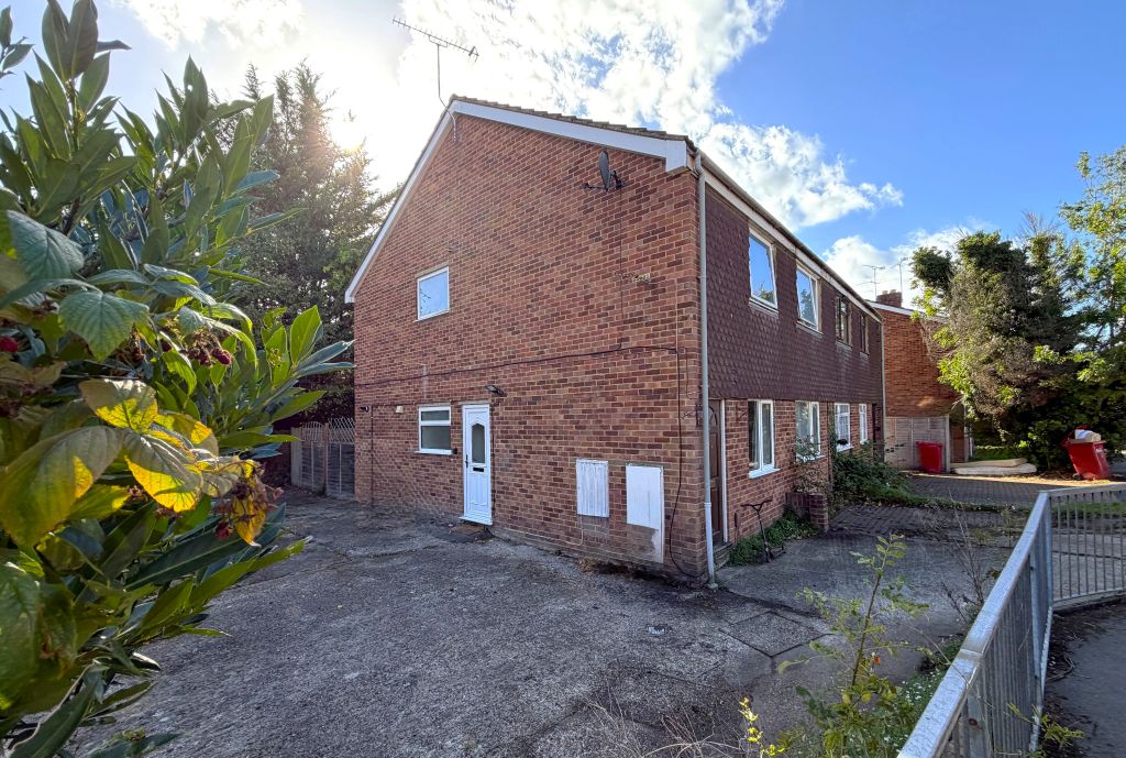 Property photo 1 of 7