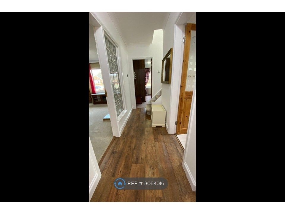 Property photo 3 of 33 Hallway - Ground Floor - 2