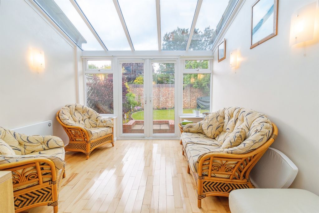 Property photo 3 of 17
