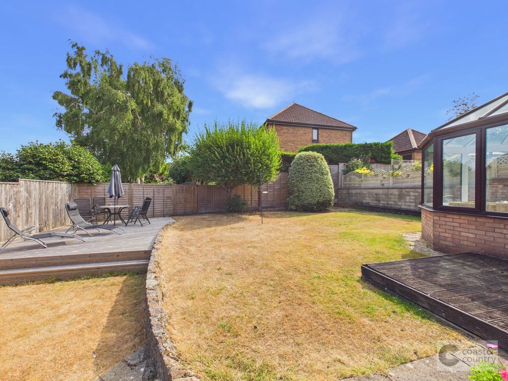Property photo 2 of 23