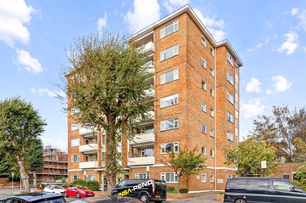 Property photo 1 of 17