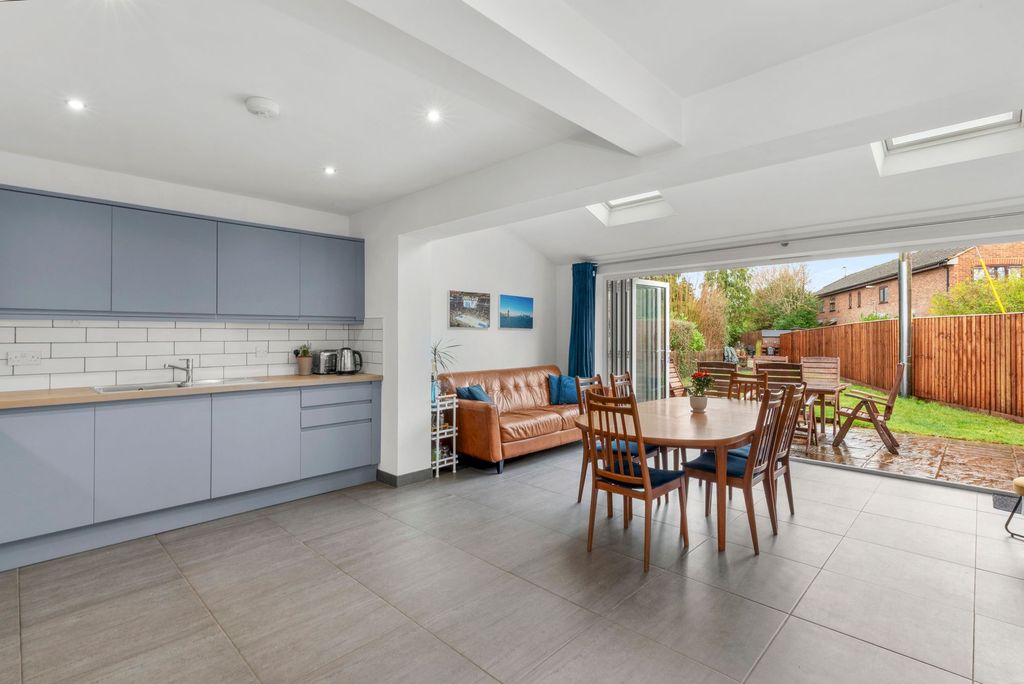 Property photo 2 of 15