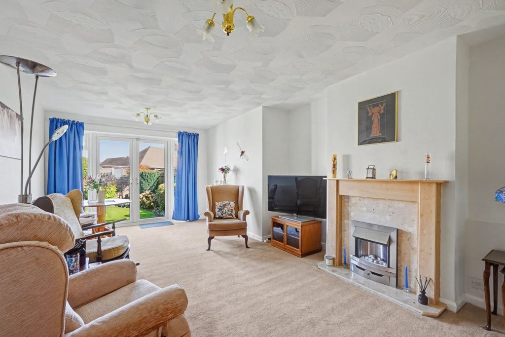 Property photo 3 of 14 4856676