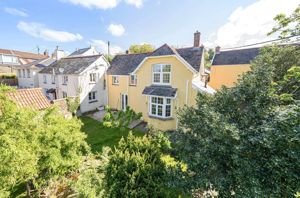 Property photo 1 of 15 5-6819d3596d9E5-1...