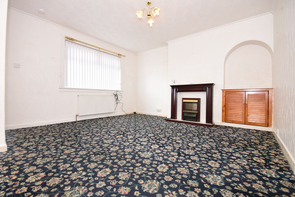Property photo 2 of 13 Gallery