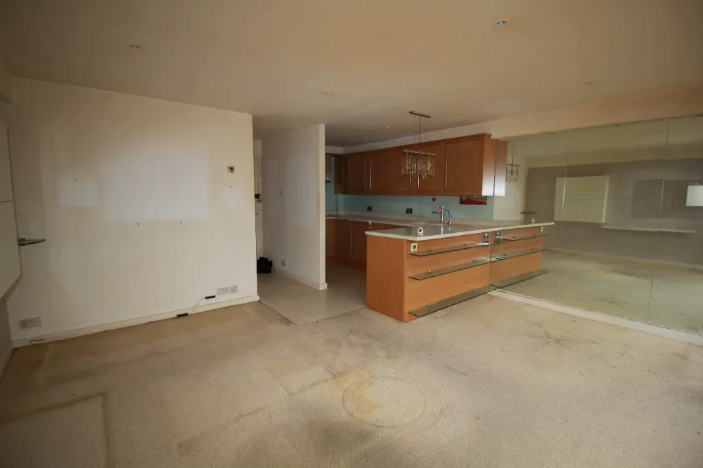 Property photo 2 of 9 Image 2