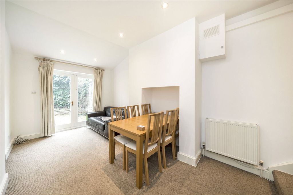 Property photo 1 of 5 Picture No. 15