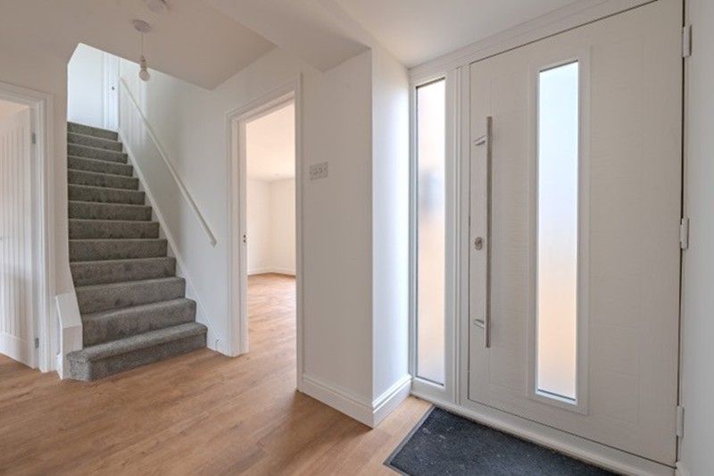 Property photo 2 of 13 Hallway