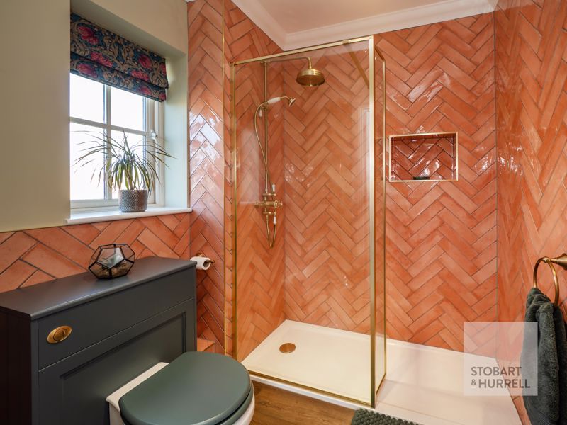 Property photo 3 of 25 En-Suite