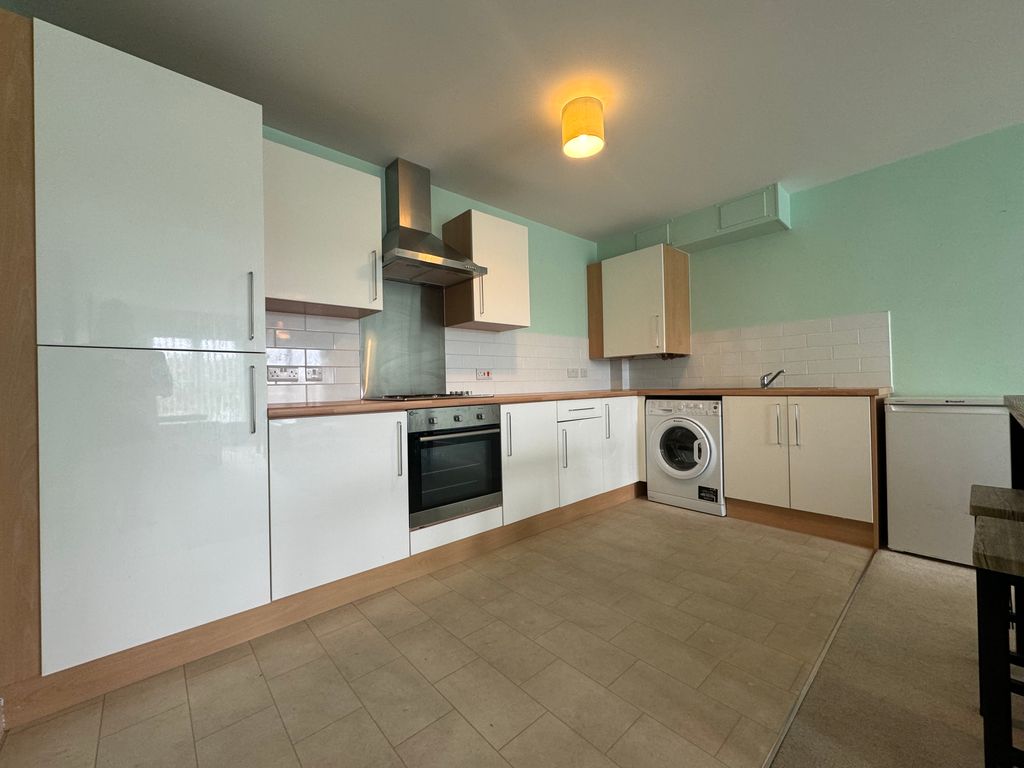 Property photo 2 of 11 Img_3217