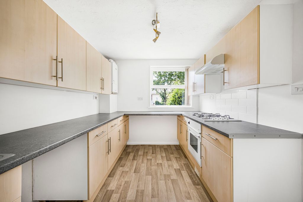 Property photo 3 of 7 5_55265