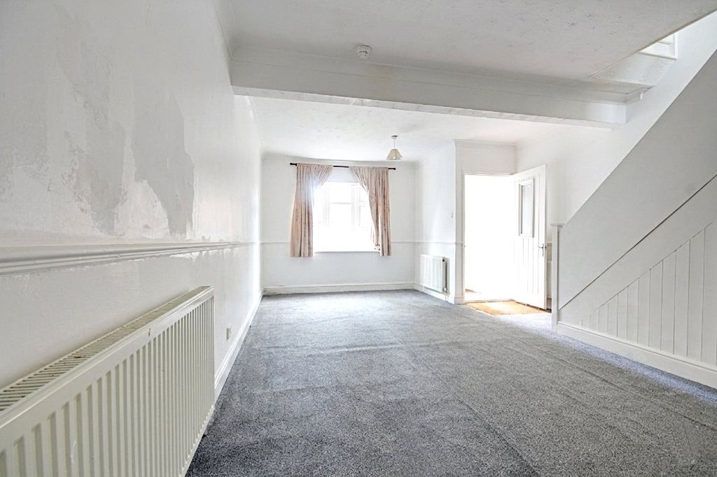 Property photo 3 of 12 Picture No. 05