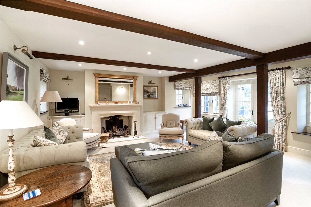 Property photo 2 of 35 Drawing Room