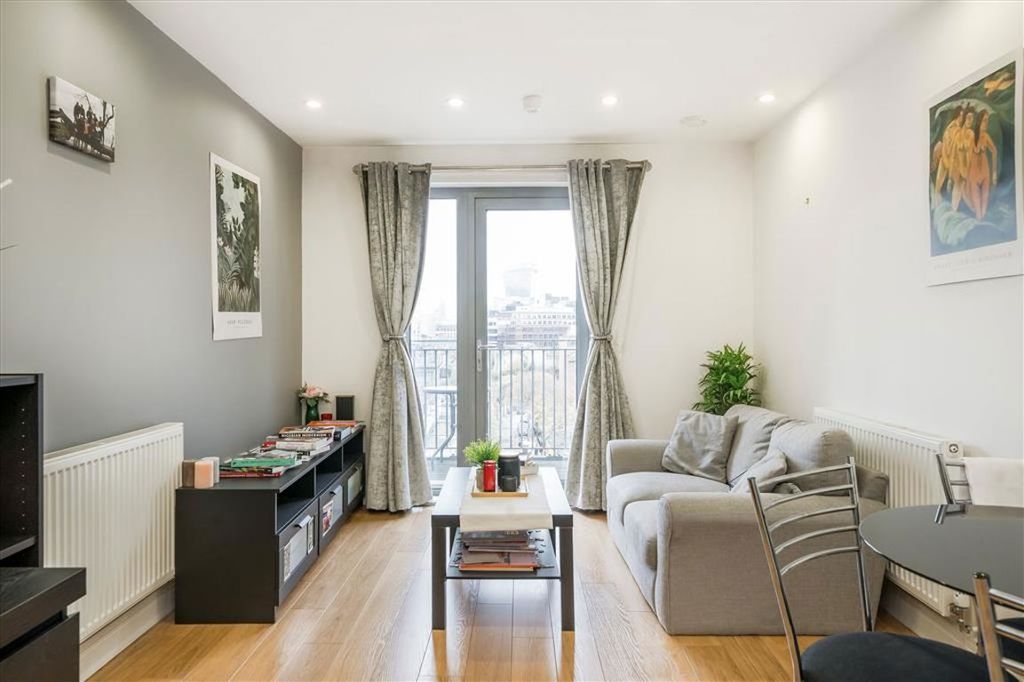 Property photo 2 of 7