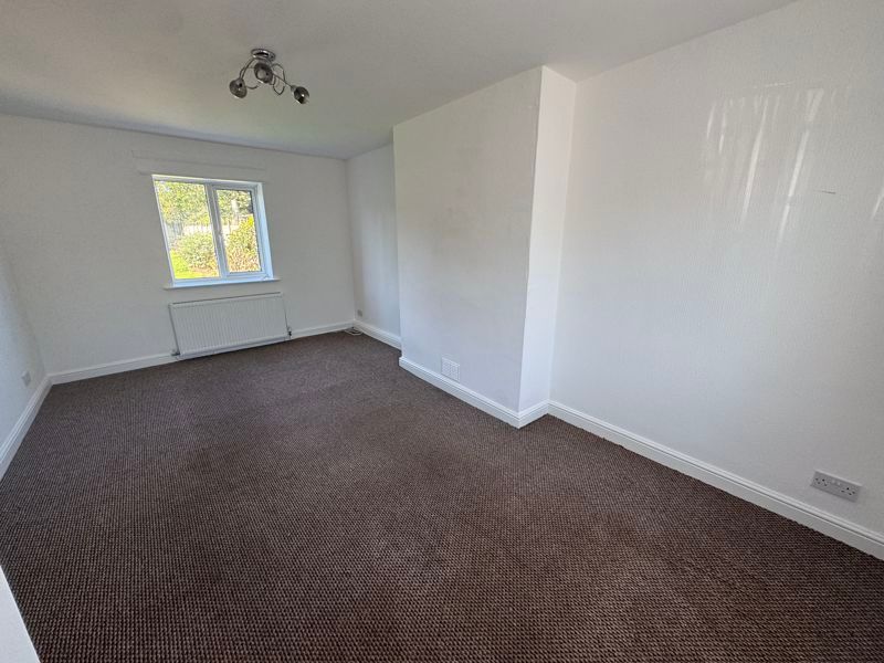 Property photo 3 of 10 Photo 2