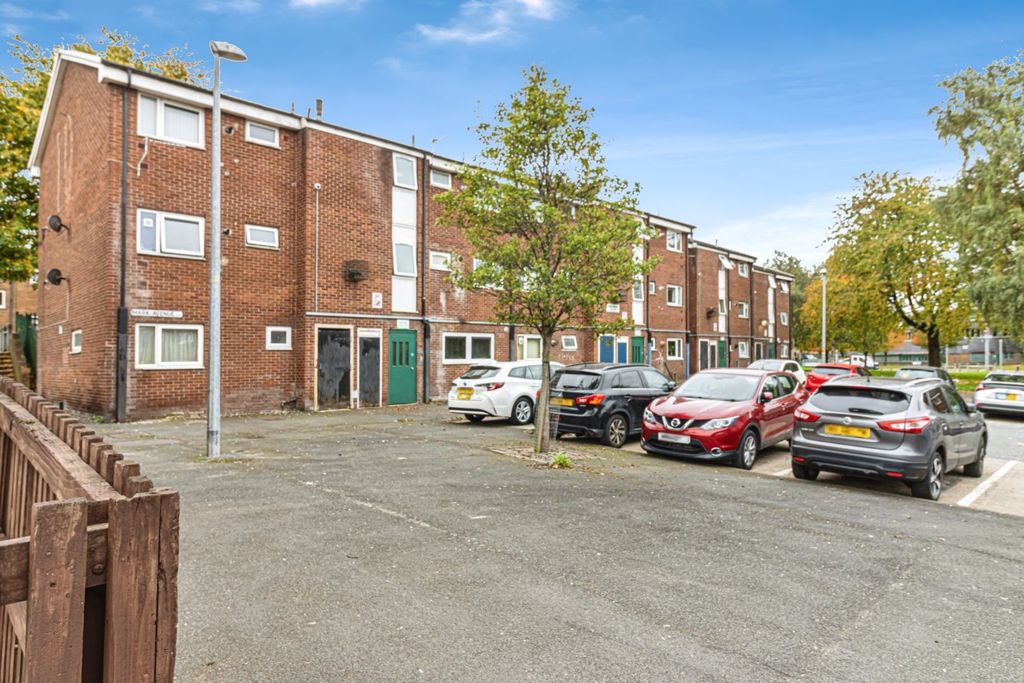 Property photo 1 of 13 Front