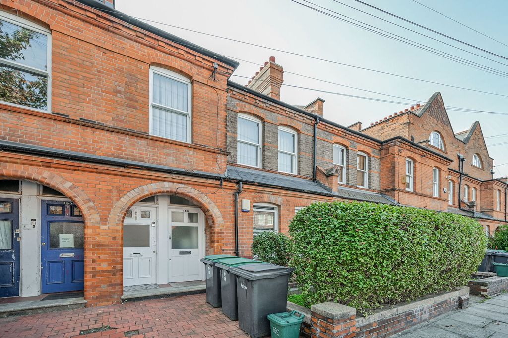 Property photo 3 of 13