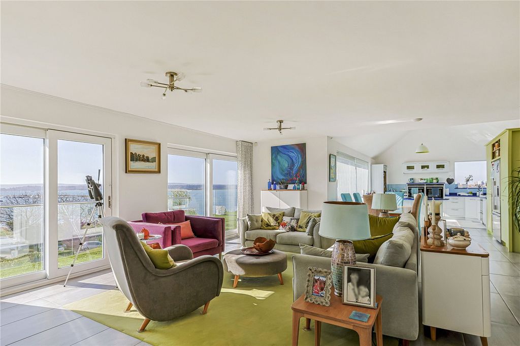 Property photo 3 of 29 Family Room