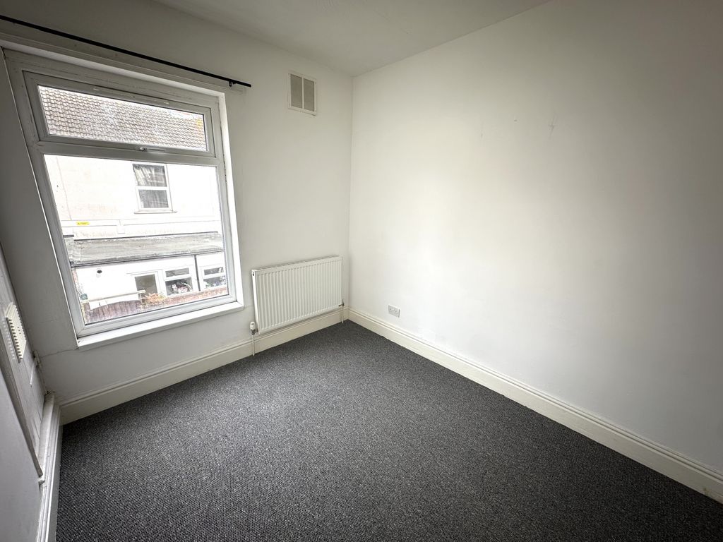 Property photo 2 of 7 Gallery