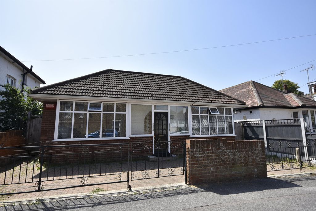 Property photo 1 of 22