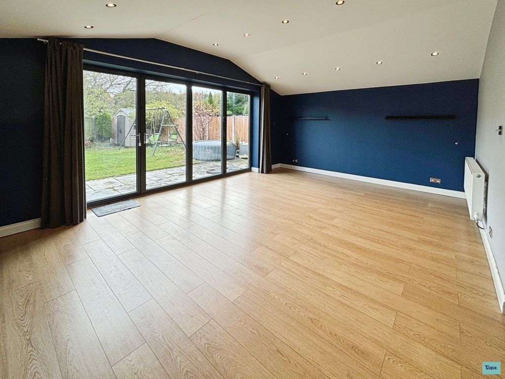 Property photo 3 of 25 Family Room