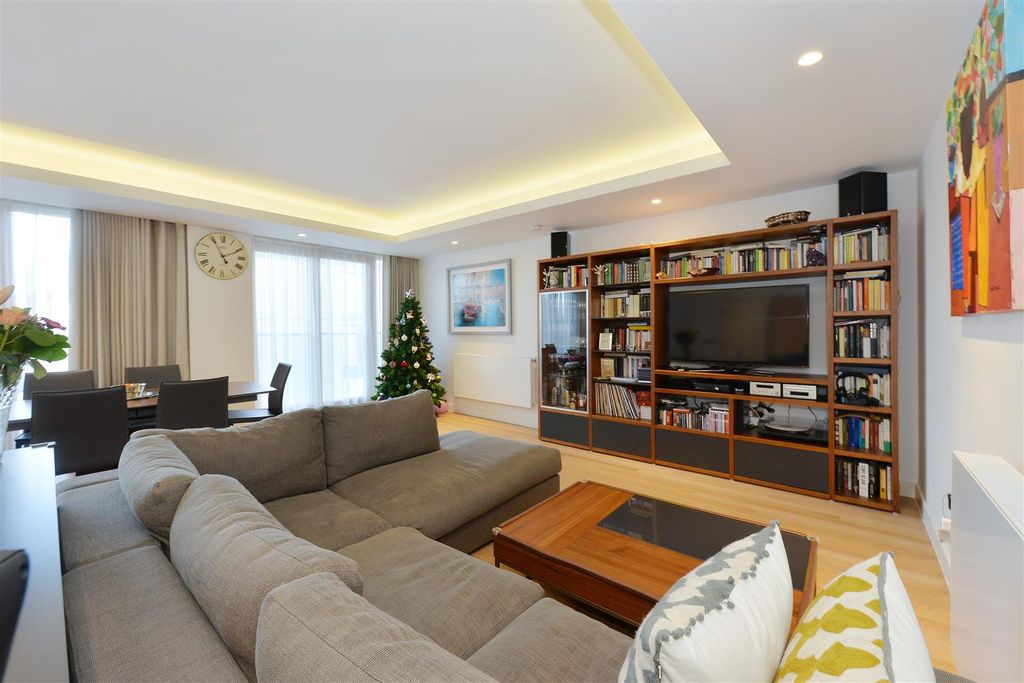 Property photo 3 of 17 Cordage-House (2).Jpg