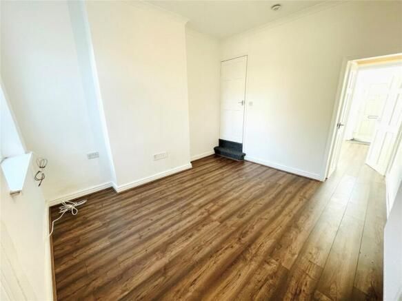 Property photo 3 of 11 Dining Room 2.Jpeg