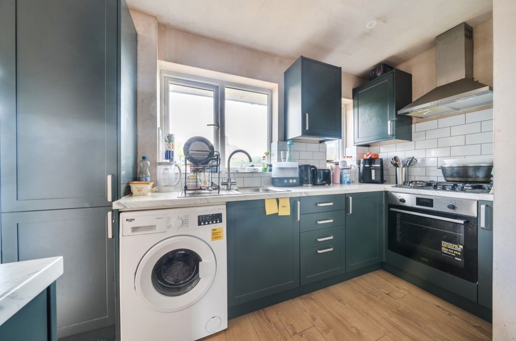 Property photo 3 of 10 1298924-5-6836F6d7A7Fca