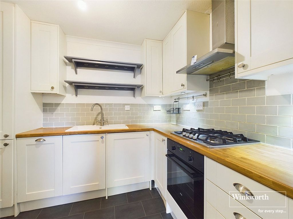 Property photo 3 of 16 Picture No. 22