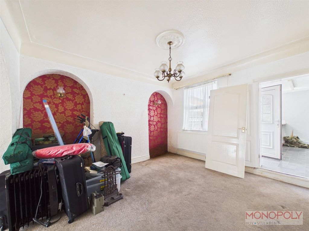 Property photo 3 of 19 Cam03815G0-Pr0467-Still004.Jpg