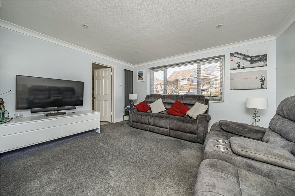 Property photo 2 of 18 Picture No. 05