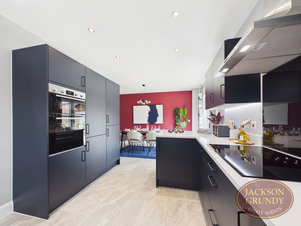 Property photo 2 of 23 Copsewood