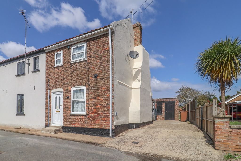 Property photo 1 of 19 4116301