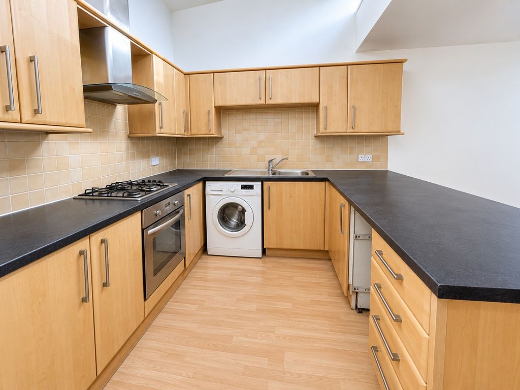 Property photo 3 of 7 5587832