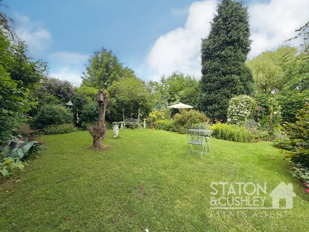Property photo 2 of 25