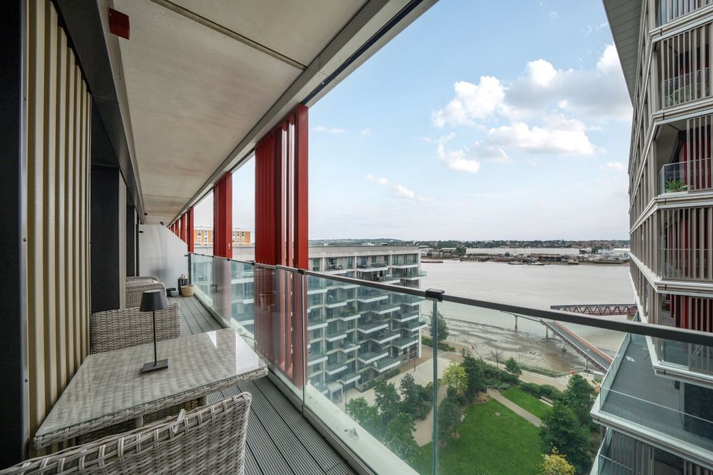 Property photo 3 of 22 1333375-13-6890E4...