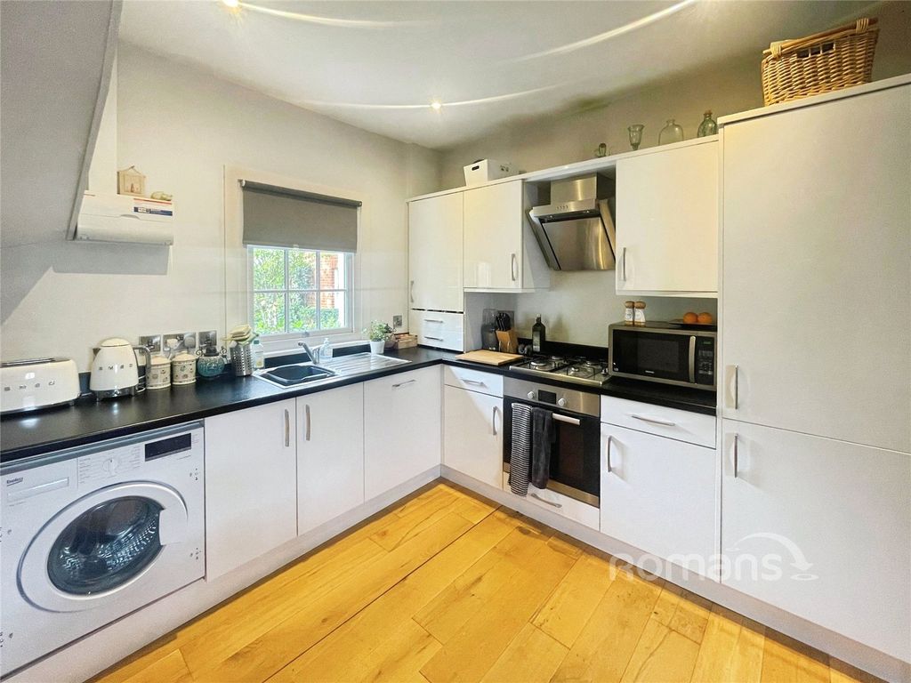 Property photo 3 of 13 Picture No. 13
