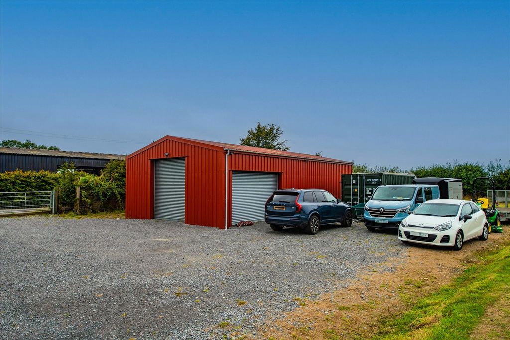 Property photo 3 of 59 Picture No. 57