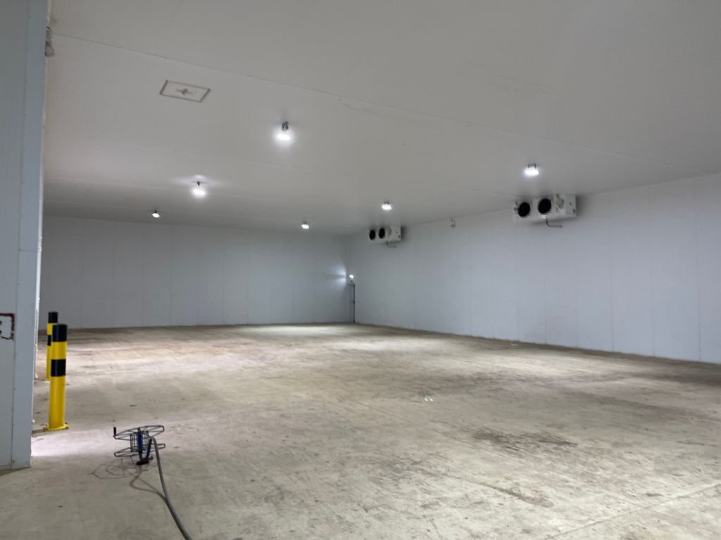 Property photo 2 of 4