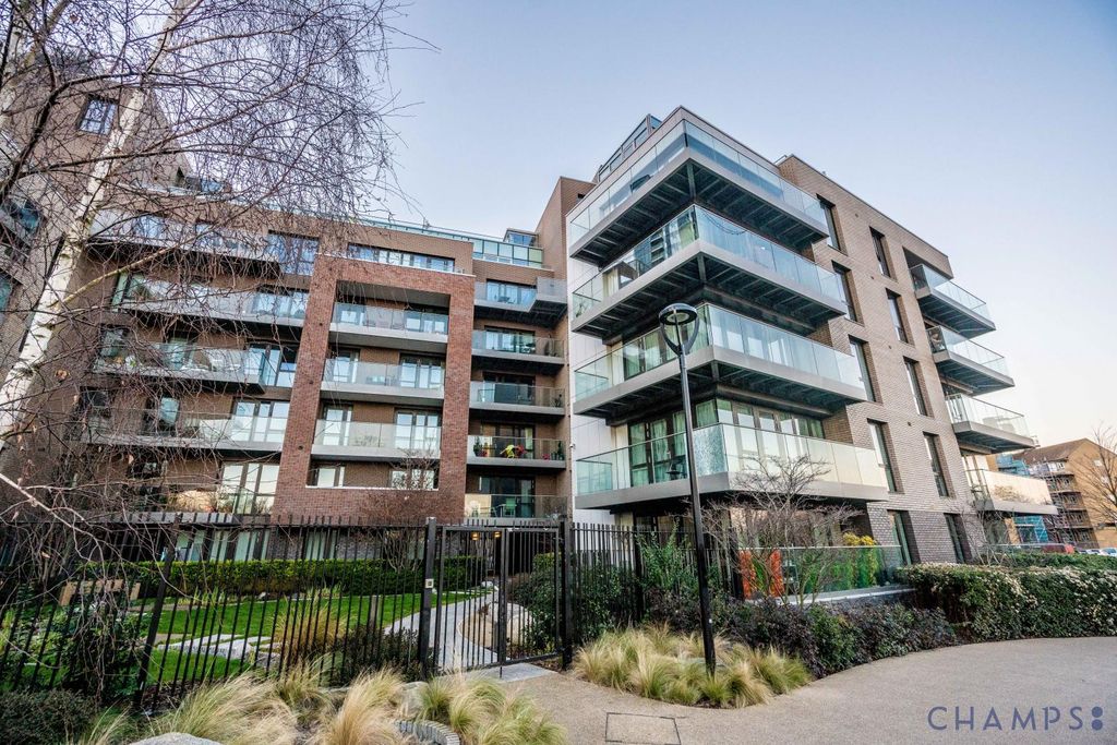 Property photo 3 of 17 Gallery