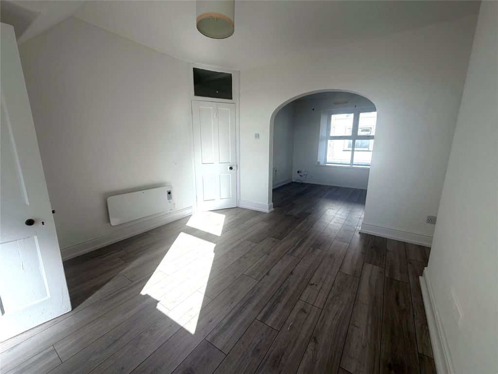 Property photo 3 of 12 Picture No. 09