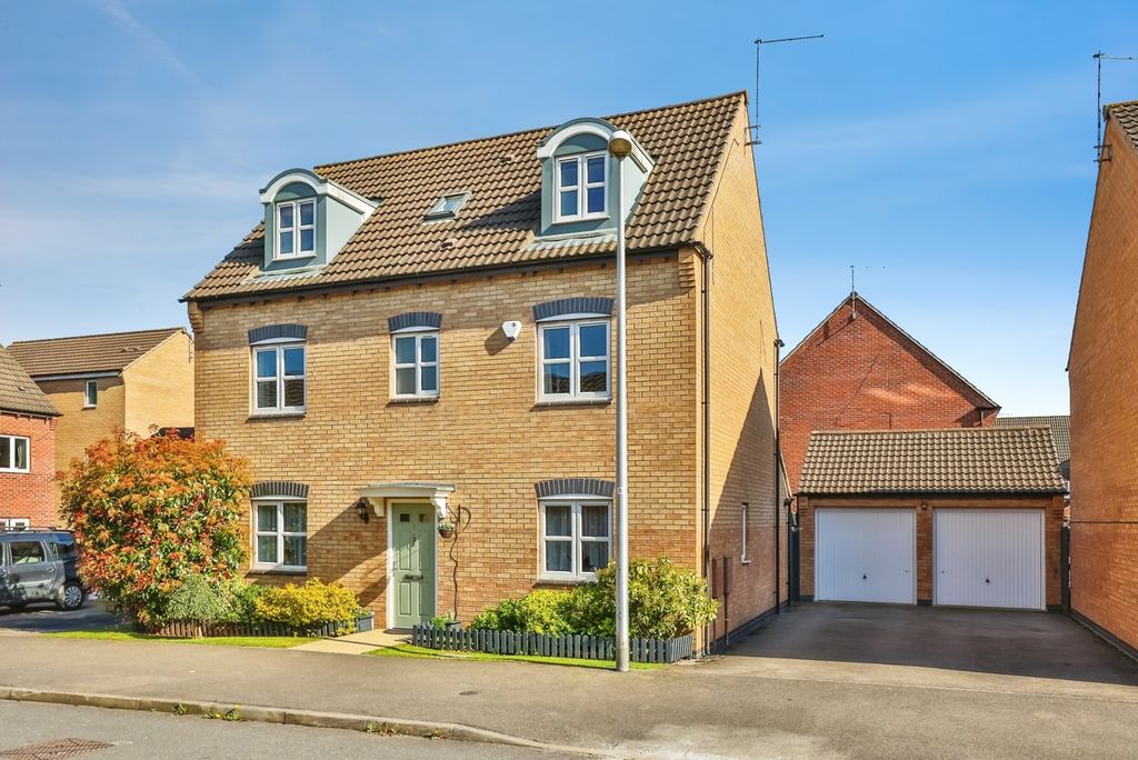 Property photo 1 of 23 Pbox-Img.Jpg