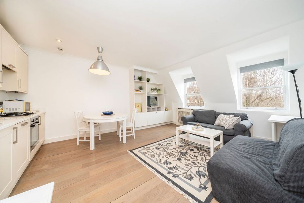 Property photo 2 of 5