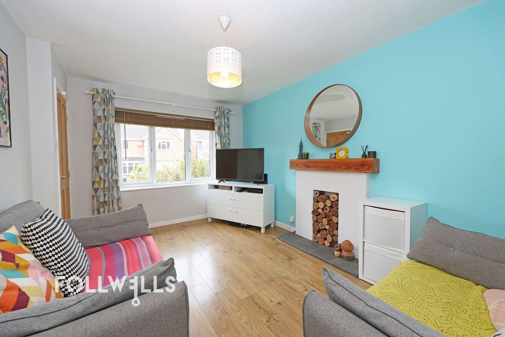 Property photo 2 of 24