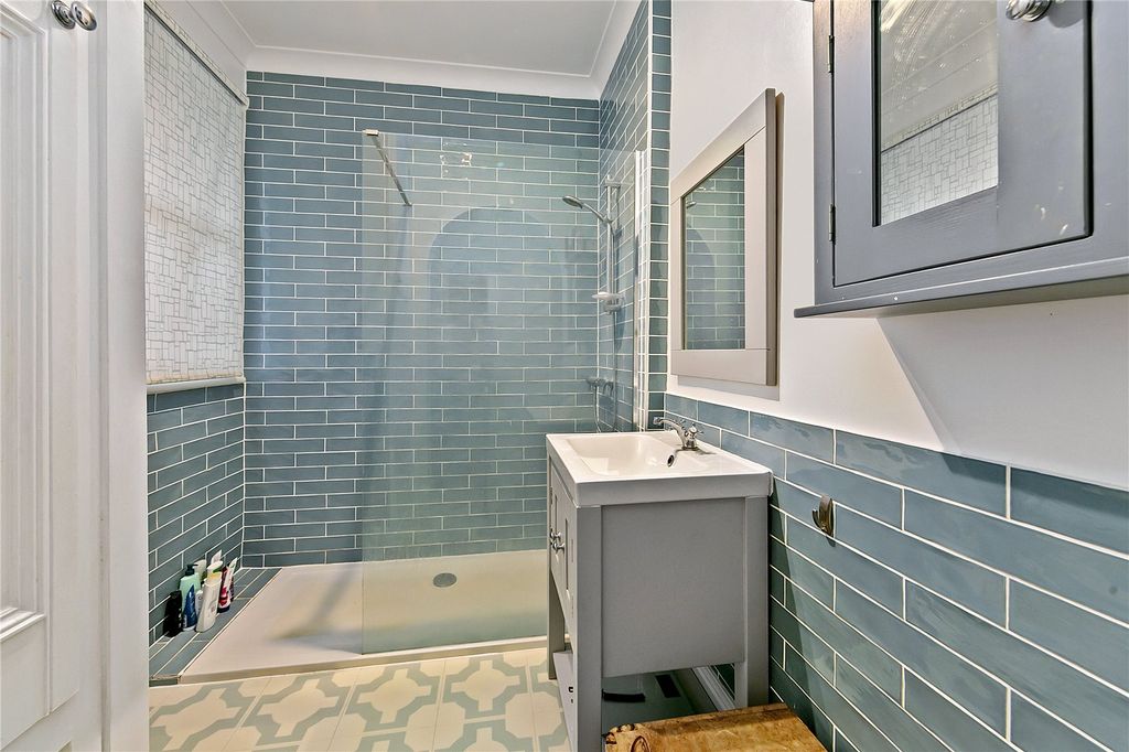 Additional image 14 of 4 bed detached house for saleQueens Road, Hampton Hill TW12