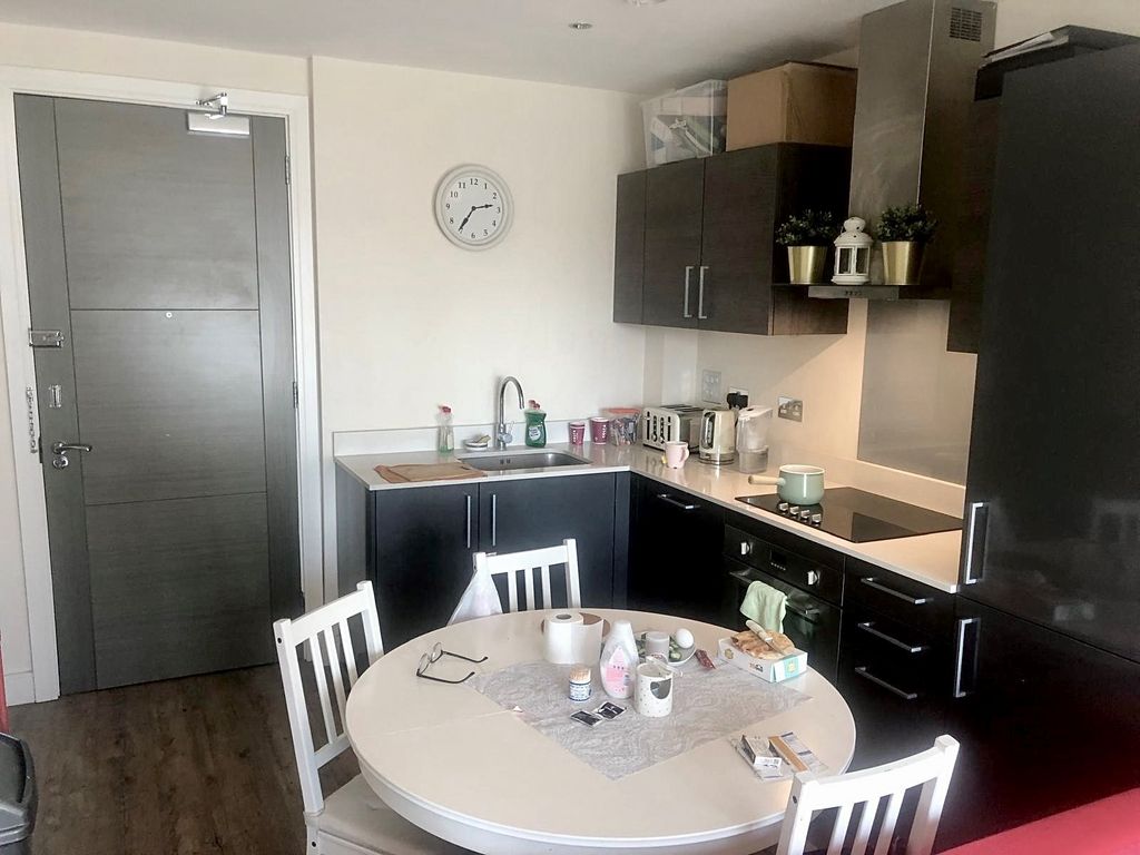 Property photo 2 of 8