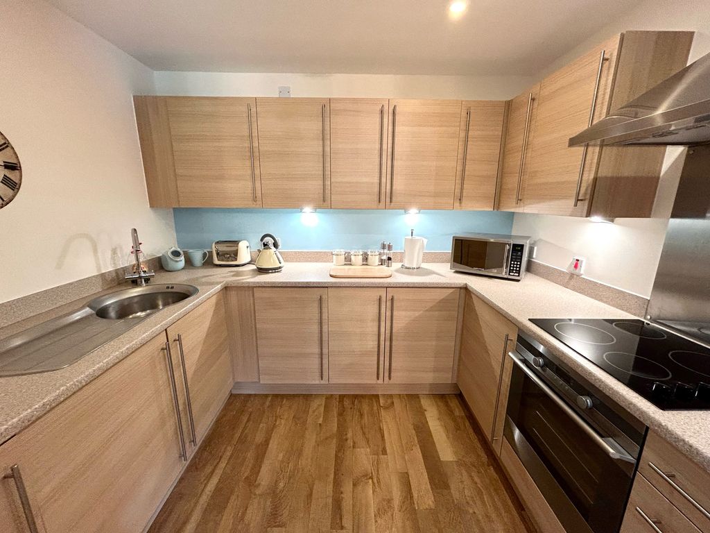 Property photo 3 of 16