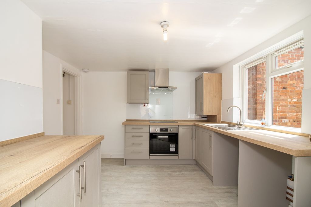 Property photo 2 of 21 Img_4910