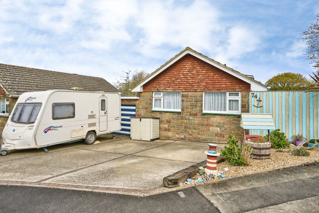 Property photo 2 of 18