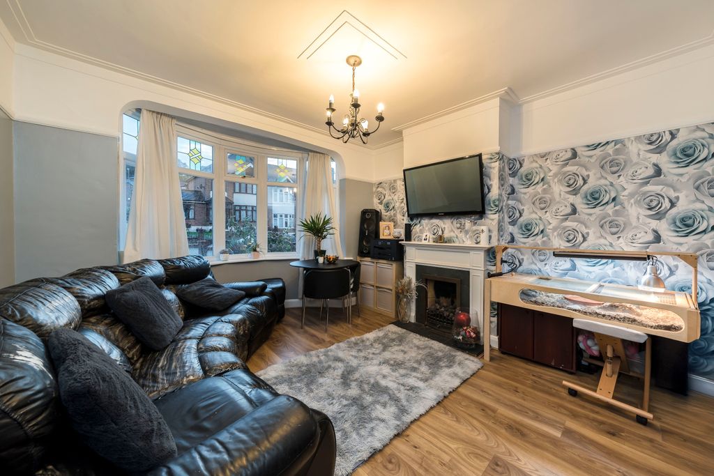 Property photo 2 of 6 Picture No. 04